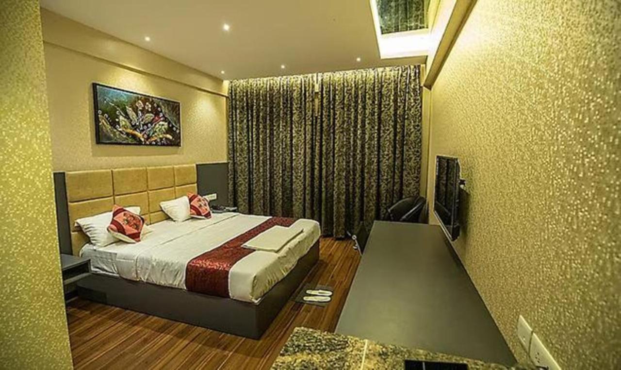แกรนด์ ซีซั่น - เดอะ บิสซิเนส โฮเต็ล Hotel บังกาลอร์ ภายนอก รูปภาพ